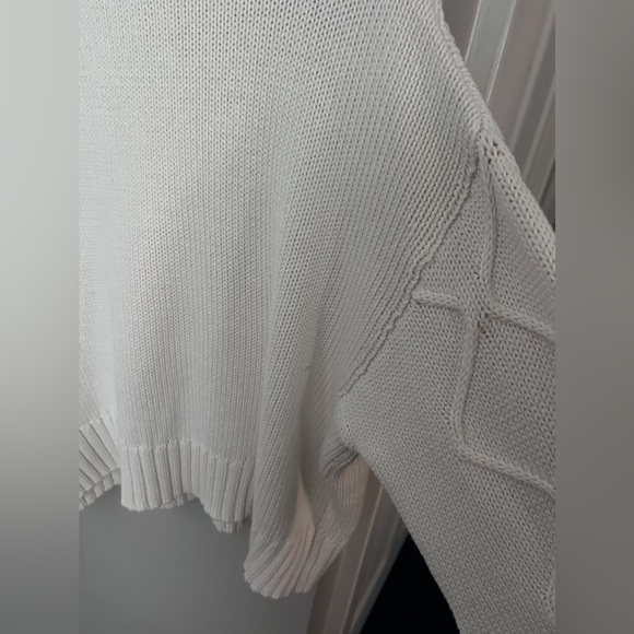 Banana Republic oversized cropped cable sweater  with dolman sleeves - Picture 7 of 8
